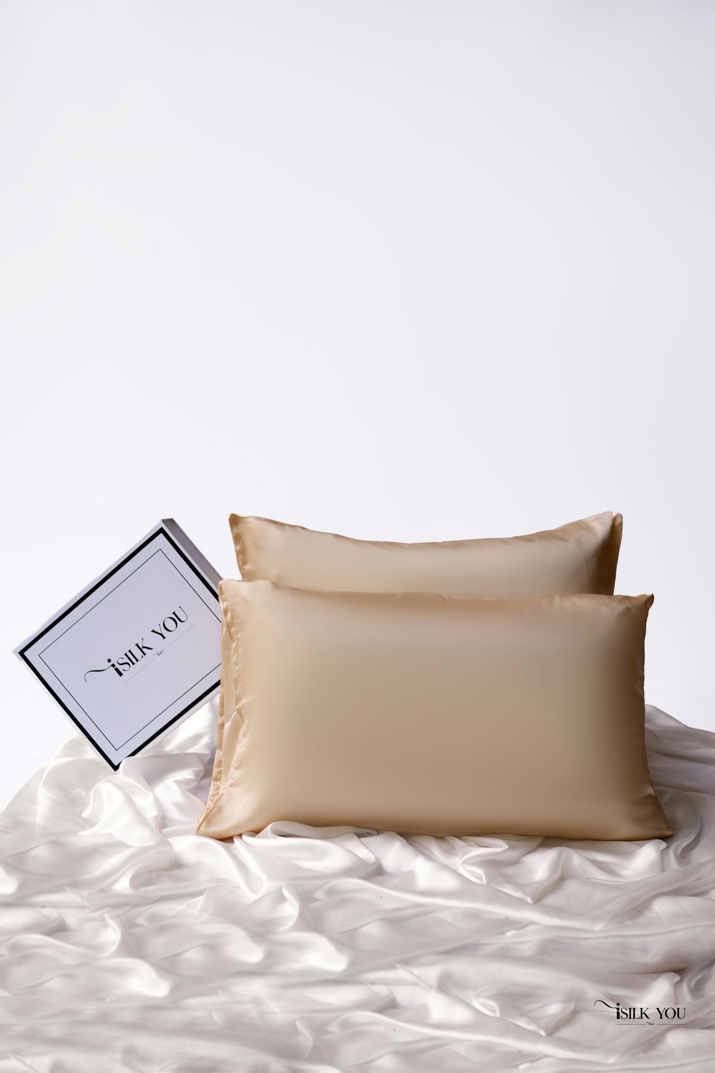 Luxurious Silk Pillowcase - Beige